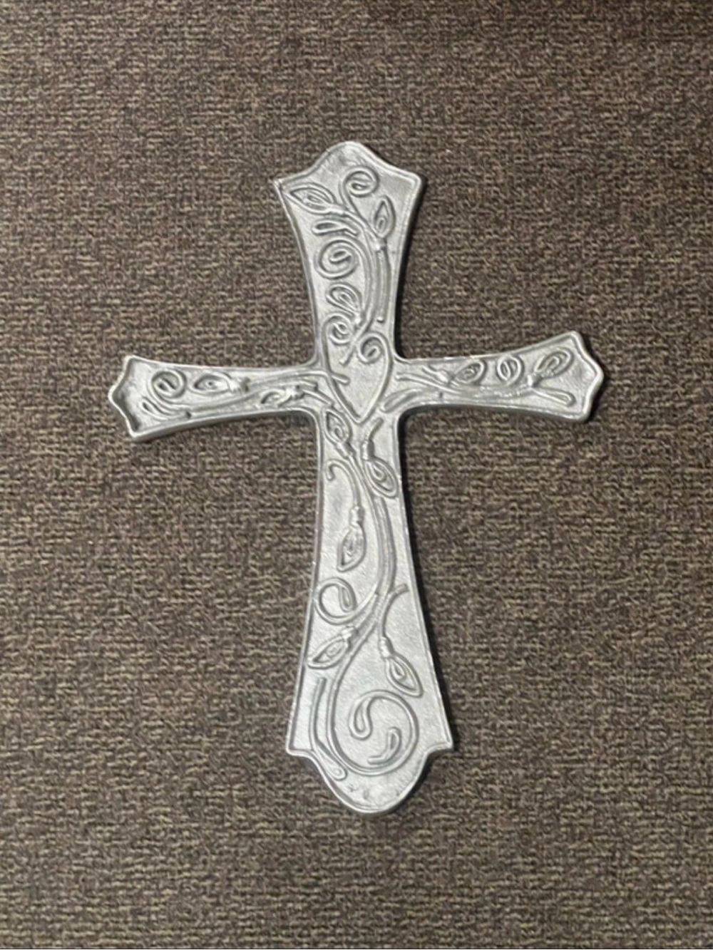 Decorative Silver Wall Cross with Ornate Vine Design